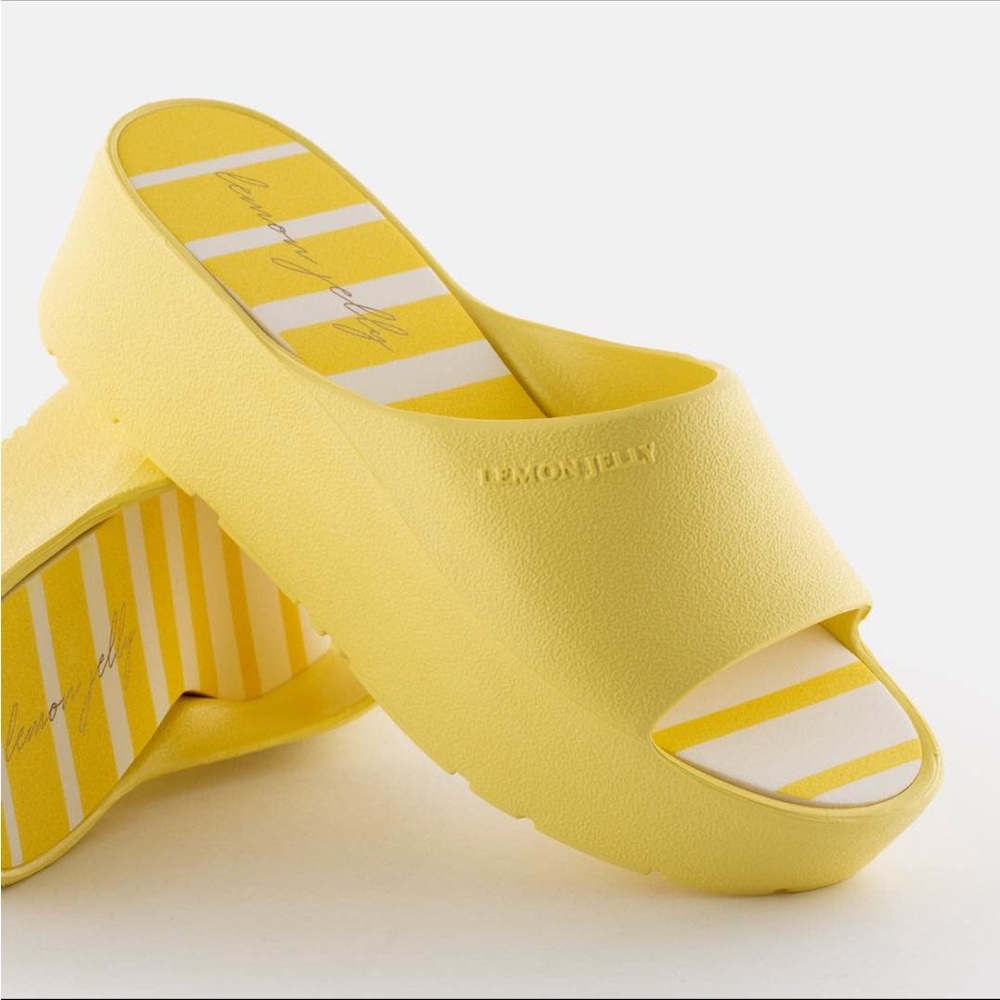 Lemon Jelly Solis Yellow Slide Sandals